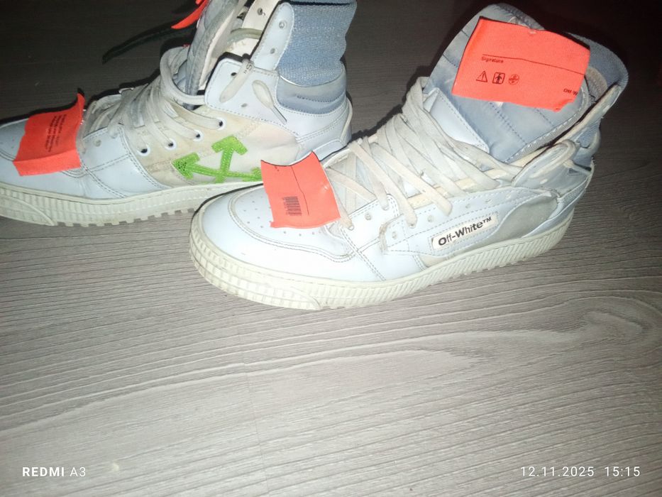 Off white court  full blue