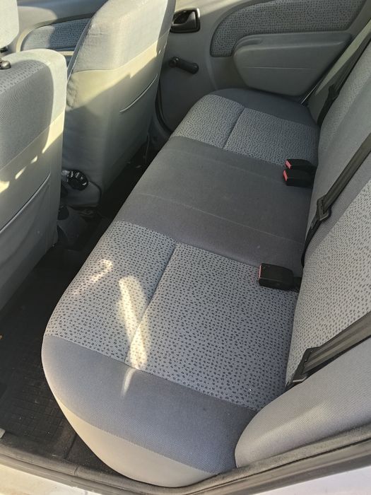 Vând Dacia Logan GPL