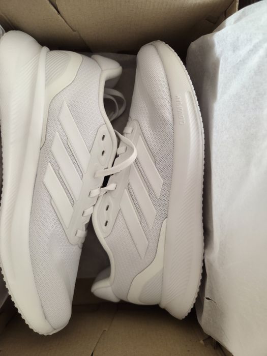 Кроссовки Adidas RunFalcon 5