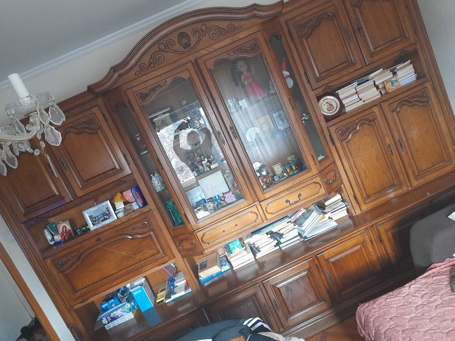 Vand mobila lemn masiv