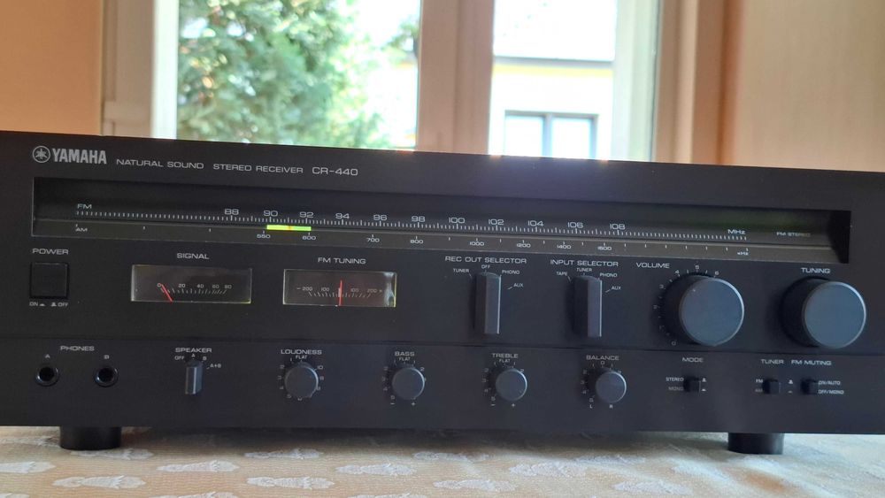 Yamaha CR-440 amplituner