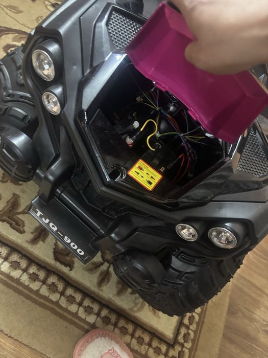 Машинка с аккумулятором