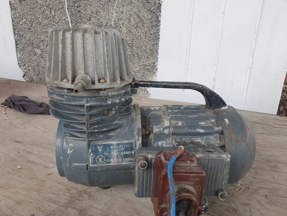 продам компрессор советский