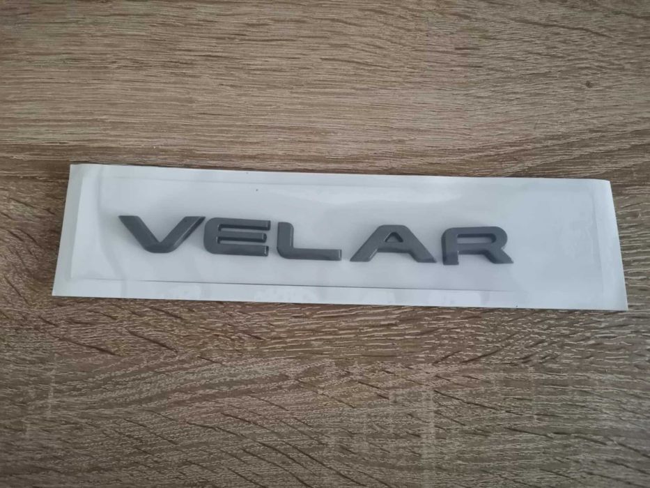 сив надпис емблема Range Rover Velar