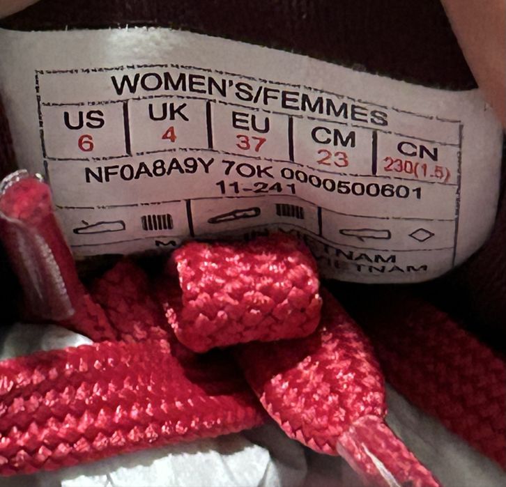 The North Face Offtrail Goretex nr 37 drumetii trekking hiking imperme