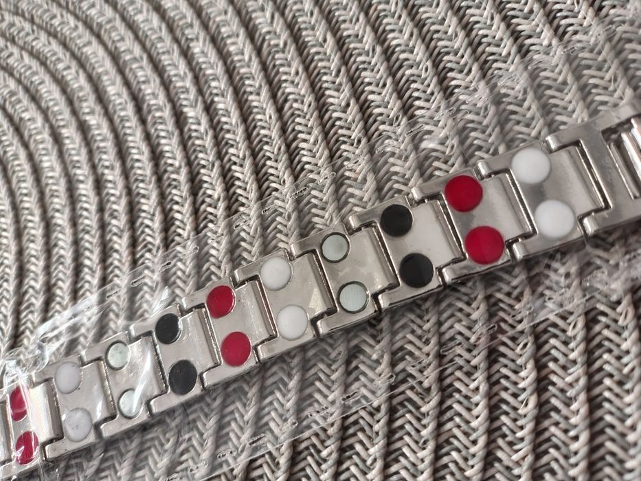 brățară magnetică