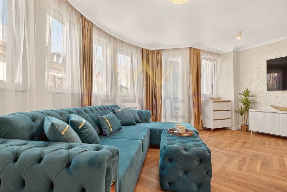 Дава се под наем Тристаен апартамент в Варна, Център - 100 кв.м за 1650 € - Снимка #5