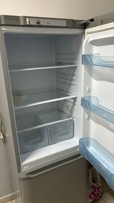 Холодельник сатылады 20 мың теңге