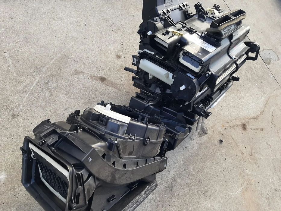 tulumba aer clima bord audi a7 4g  8w1820005al