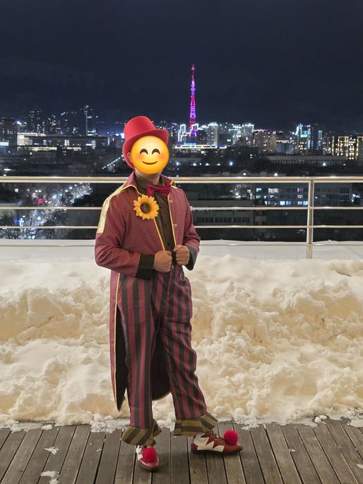 Продам костюм клоуна