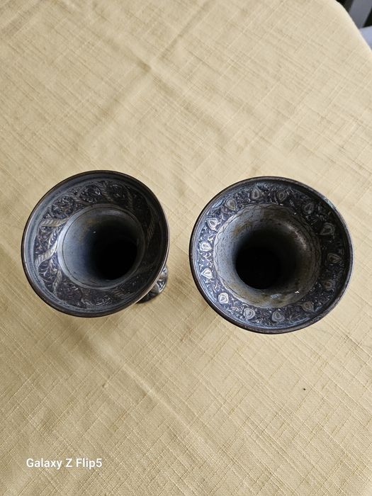 Месингови вазички