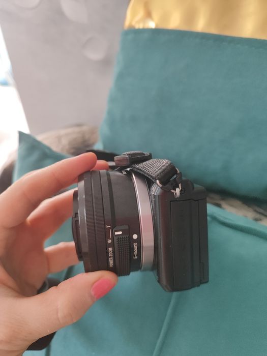 Продам фотоаппарат sony a 5100