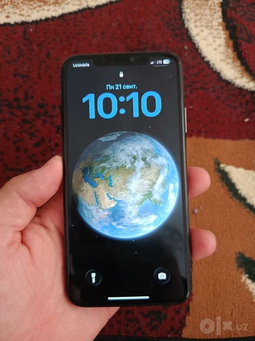 iPhone 11 pro max 64 gb