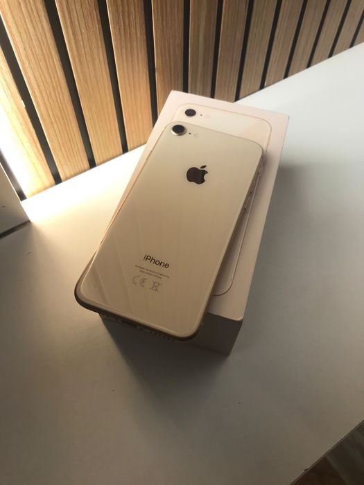 iPhone 8  * 64 GB * Хабарласыңыздар