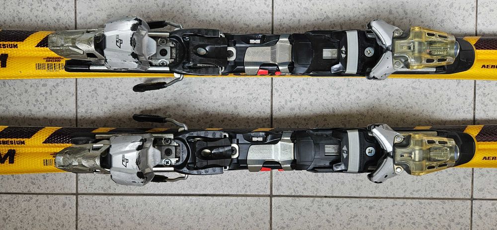 Автомати за ски Atomic 412