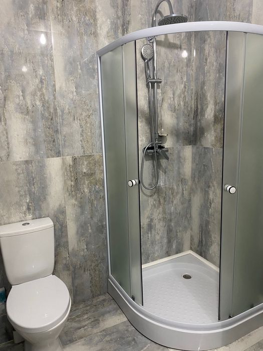 Vand apartament cu doua camere situat intr-una dintre cele mai frumoase zone din Alba Iulia cu loc de parcare suprateran inclus