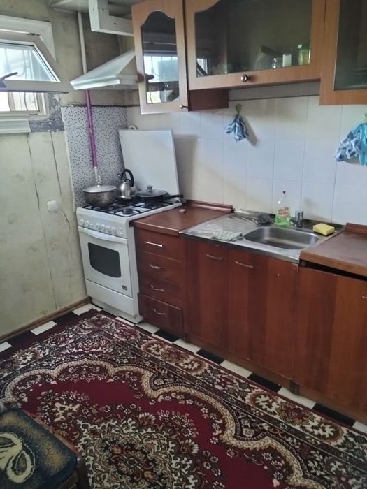 Yashnobod metrosidan 50  metr kv Ijaraga beriladi faqat qizlarni