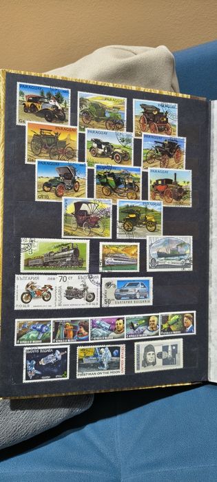 Класьор с пощенски марки