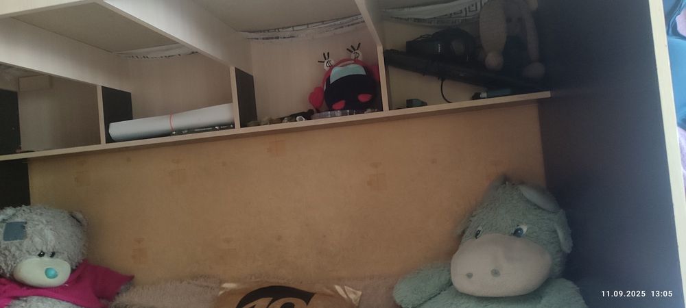 Продам двухъярусную кровать