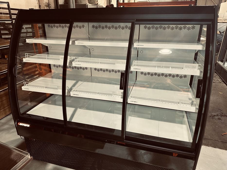 Стеллажи,витрины,кассы,холодильники,стелажи,полки