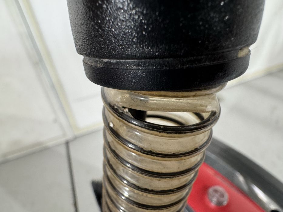 Прахосмукачка с мокро почистване - BISSELL 330W