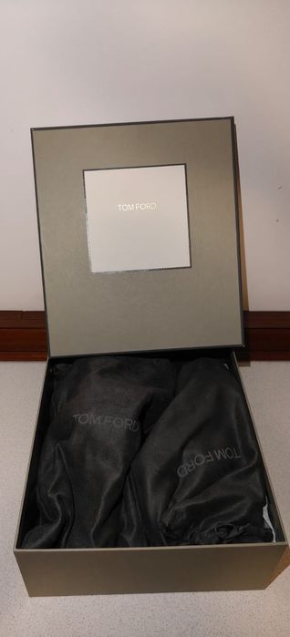 Sneakers Tom Ford originali luxury nr 40 cu cutie și saci protecție