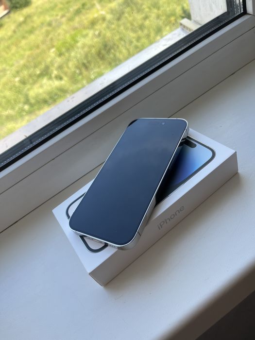 Продам Iphone 14 pro