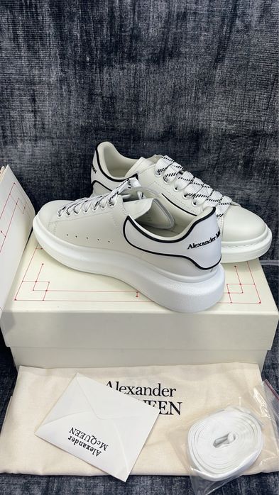 Alexander McQueen nr 39