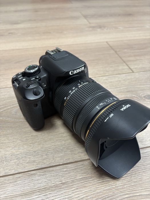 Фотоаппарат Canon 650d