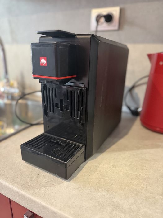 Кафе машина illy y3.3 iperespresso