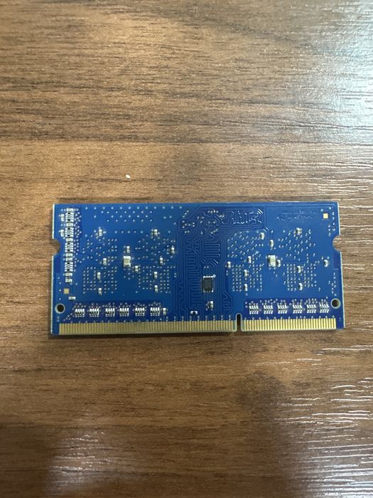 DDR3 ноутбук учун 1 гб