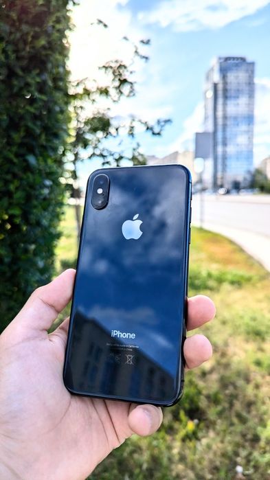 Продам Iphone XS