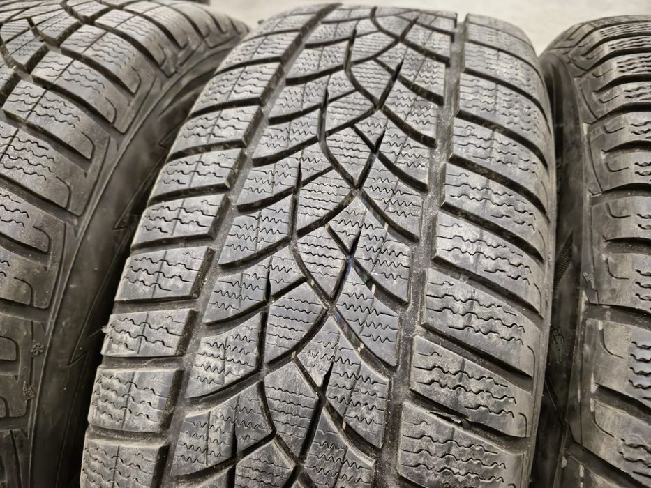 4 anvelope iarna Goodyear 235 55 18 stare foarte buna