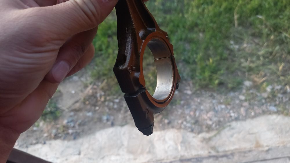 Заводские шатуны и поршни ваз гранта