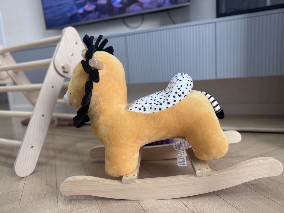 Лев качалка отличное состояние