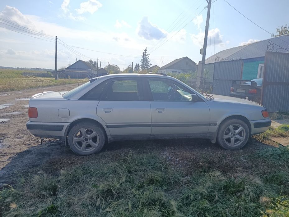 Продам Ауди 100 с4