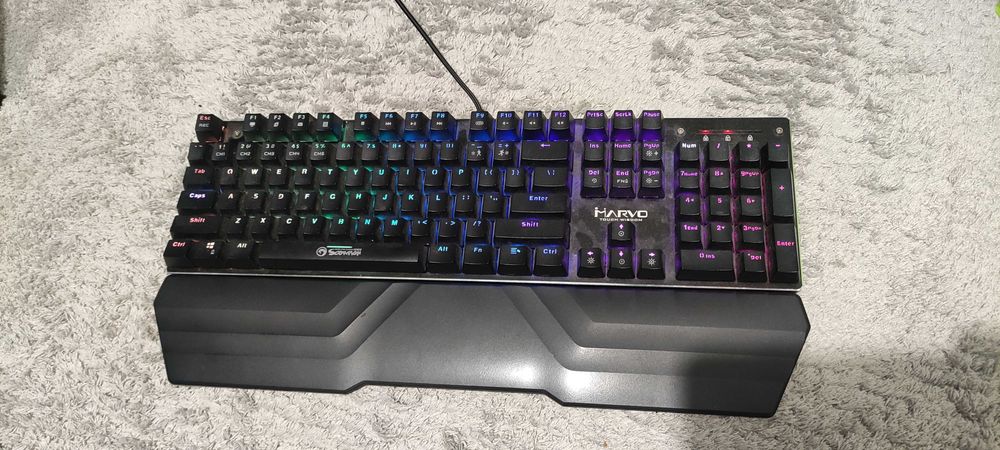 Tastatura gaming mecanica Marvo Scorpion KG925G