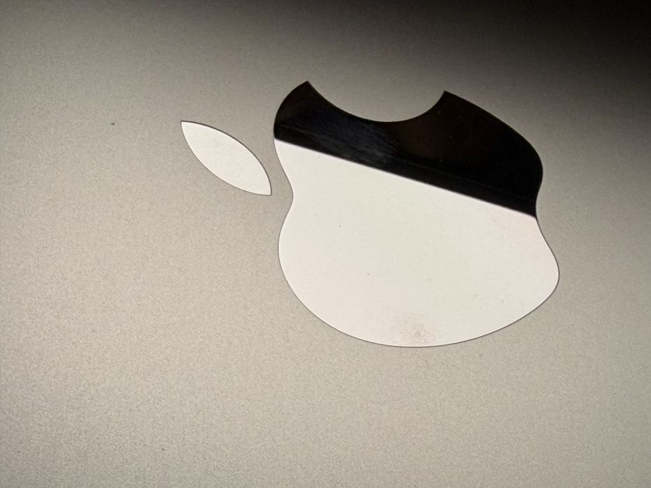 MacBook Air 15″ M2 (2023)