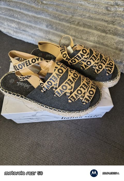 Дамски еспадрили тип сандали и джапанки унисекс