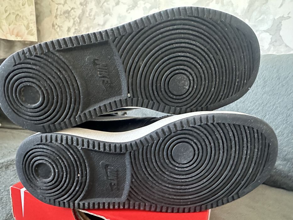 Nike court vision маратонки