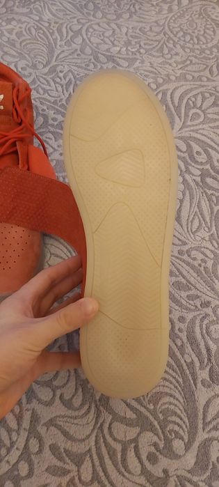 Vând Adidas Tubular