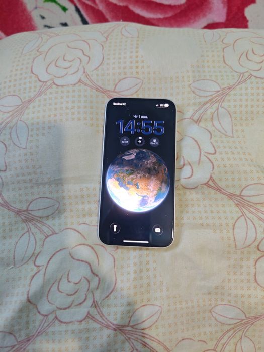 Продам Aplle iphone 13