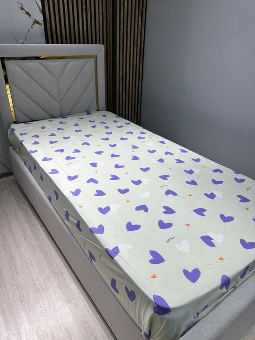 Продам новые простыни