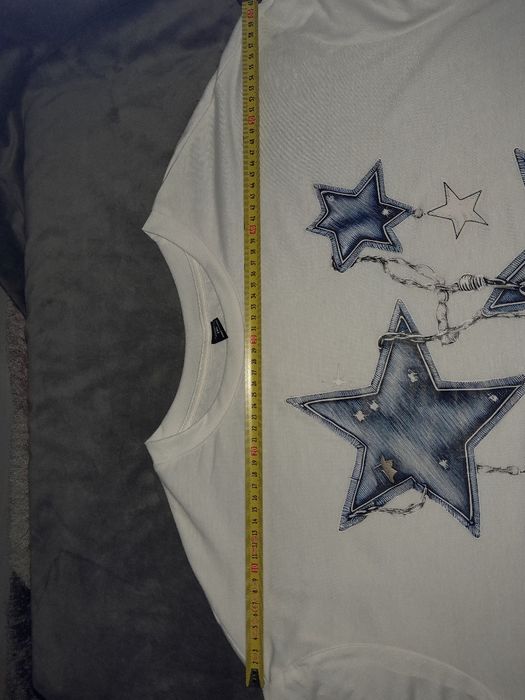 Tricou alb cu stelute