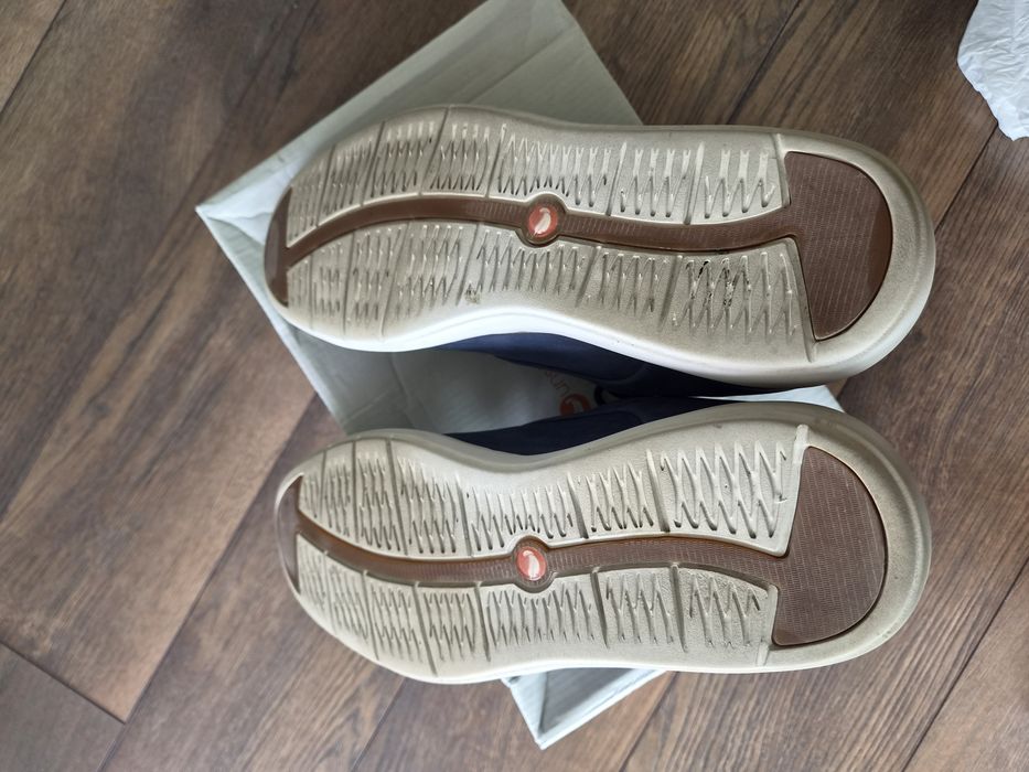Обувки Clarks, 43 номер
