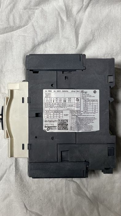 Трифазна моторна защита на Telemecanique (Schneider) GV3P65 48-65A.