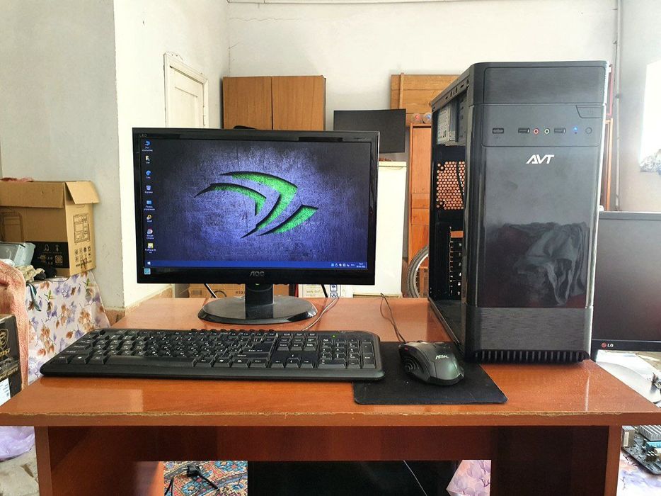 10ta Kompyuter klub uchun kompyuterla