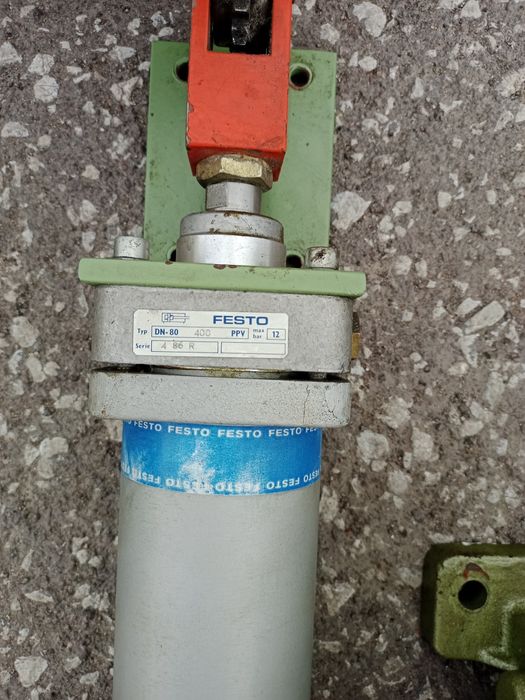 Продам мотор редуктор для ворот