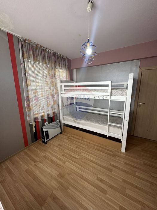 Дава се под наем Тристаен апартамент в Варна, Възраждане 1 - 70 кв.м за 382.5 € - Снимка #2