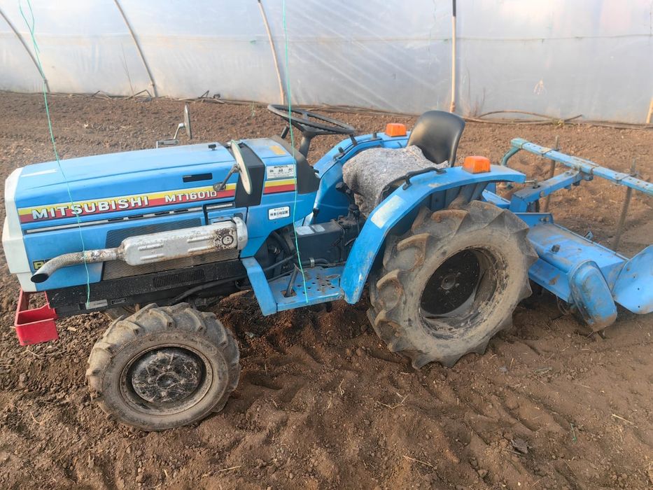 Tractoras 16cp 4*4Mitsubishi cu freza 1.25m 0762#293#120